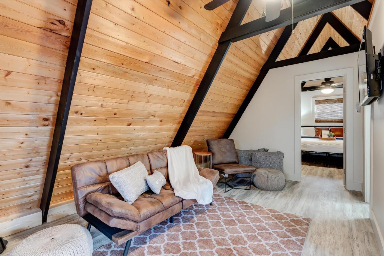 The Pet Friendly Cub Cabin سيفيرفيل المظهر الخارجي الصورة